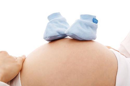 孕期亲子鉴定（怀孕了如何偷偷的做亲子鉴定？）